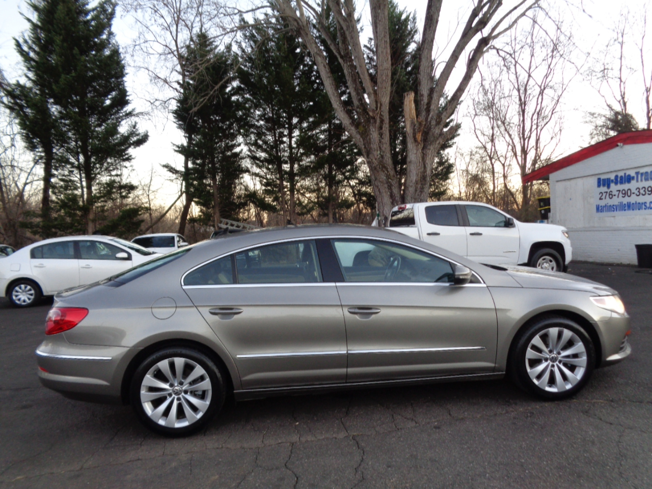 Volkswagen CC Sport PZEV 2011