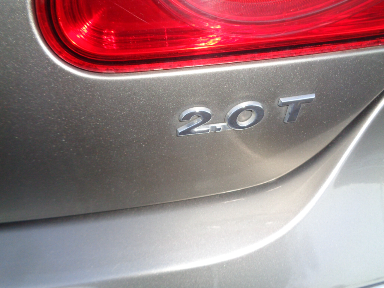 Volkswagen CC Sport PZEV 2011