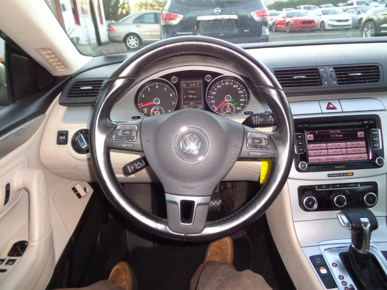 Volkswagen CC Sport PZEV 2011