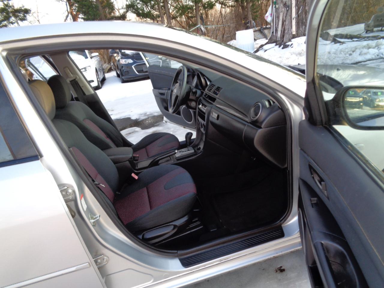 Mazda MAZDA3 s 4-Door 2004