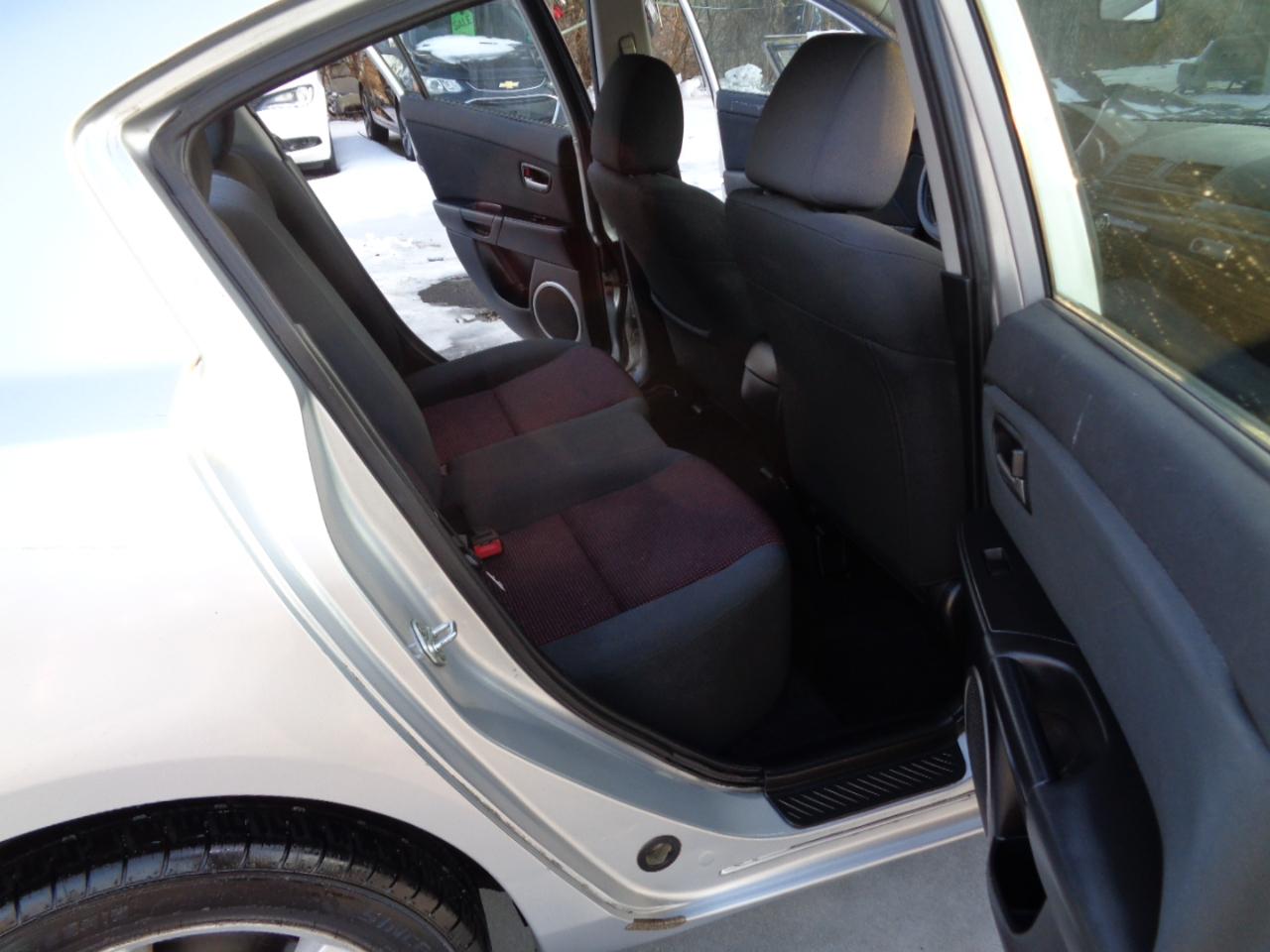 Mazda MAZDA3 s 4-Door 2004