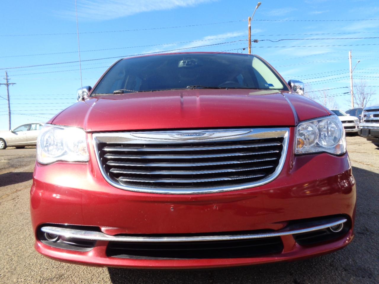 Chrysler Town & Country Touring-L 2016