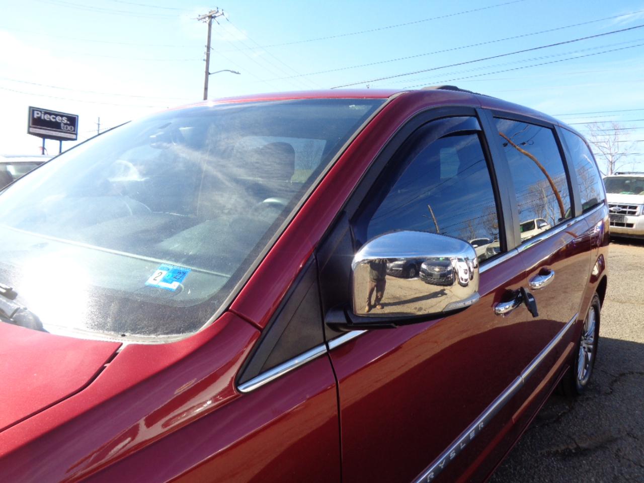 Chrysler Town & Country Touring-L 2016