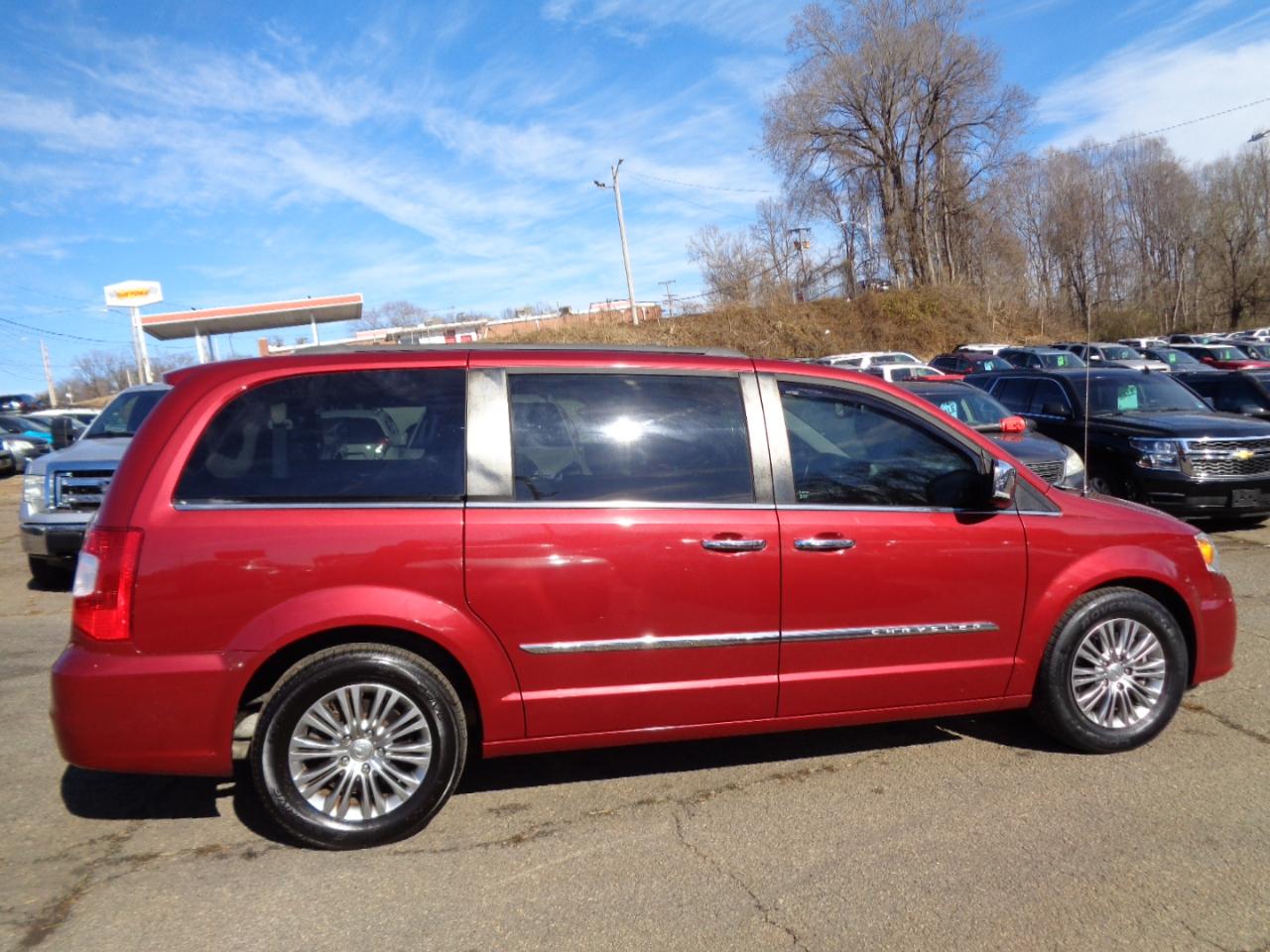 Chrysler Town & Country Touring-L 2016