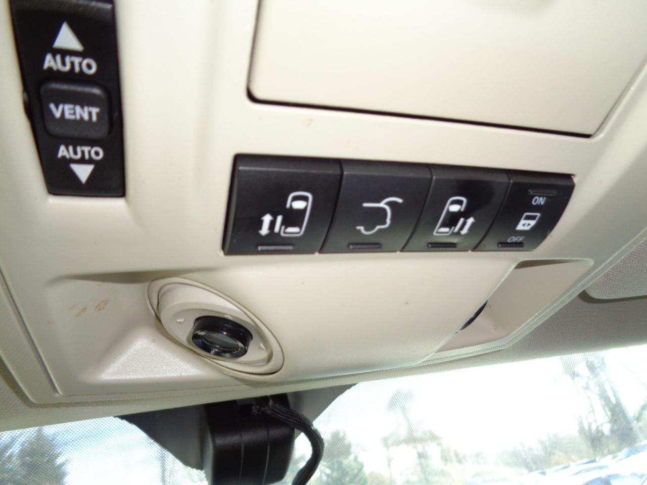 Chrysler Town & Country Touring-L 2016