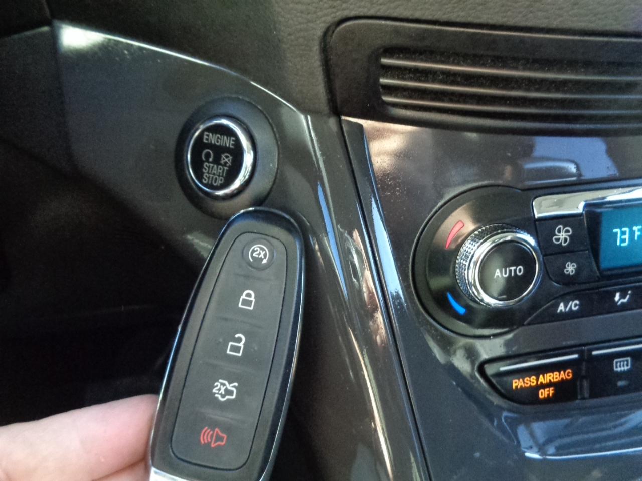 Ford Escape Titanium FWD 2015