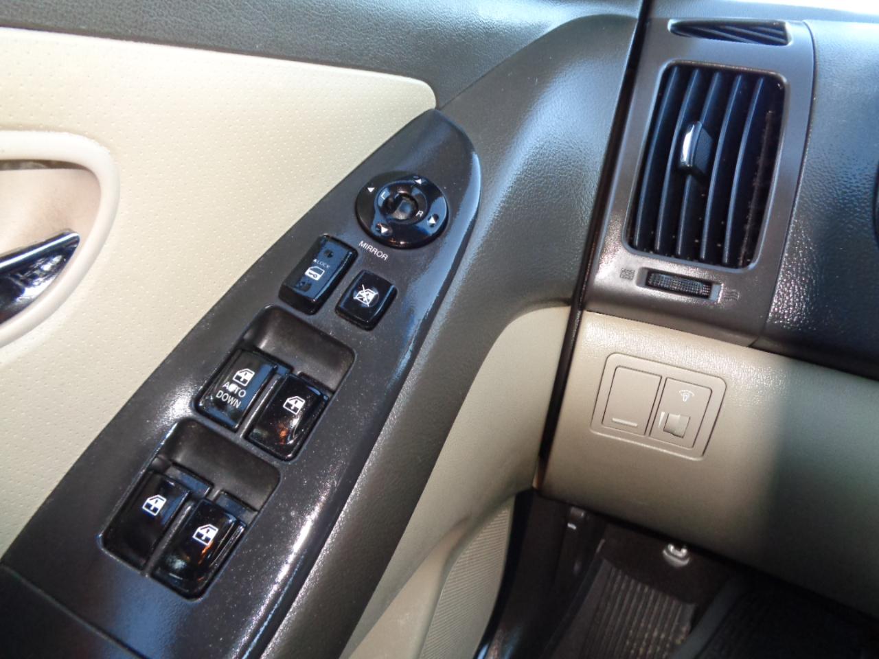 Hyundai Elantra  2010