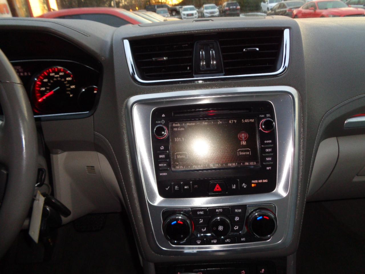 GMC Acadia SLT-1 2015