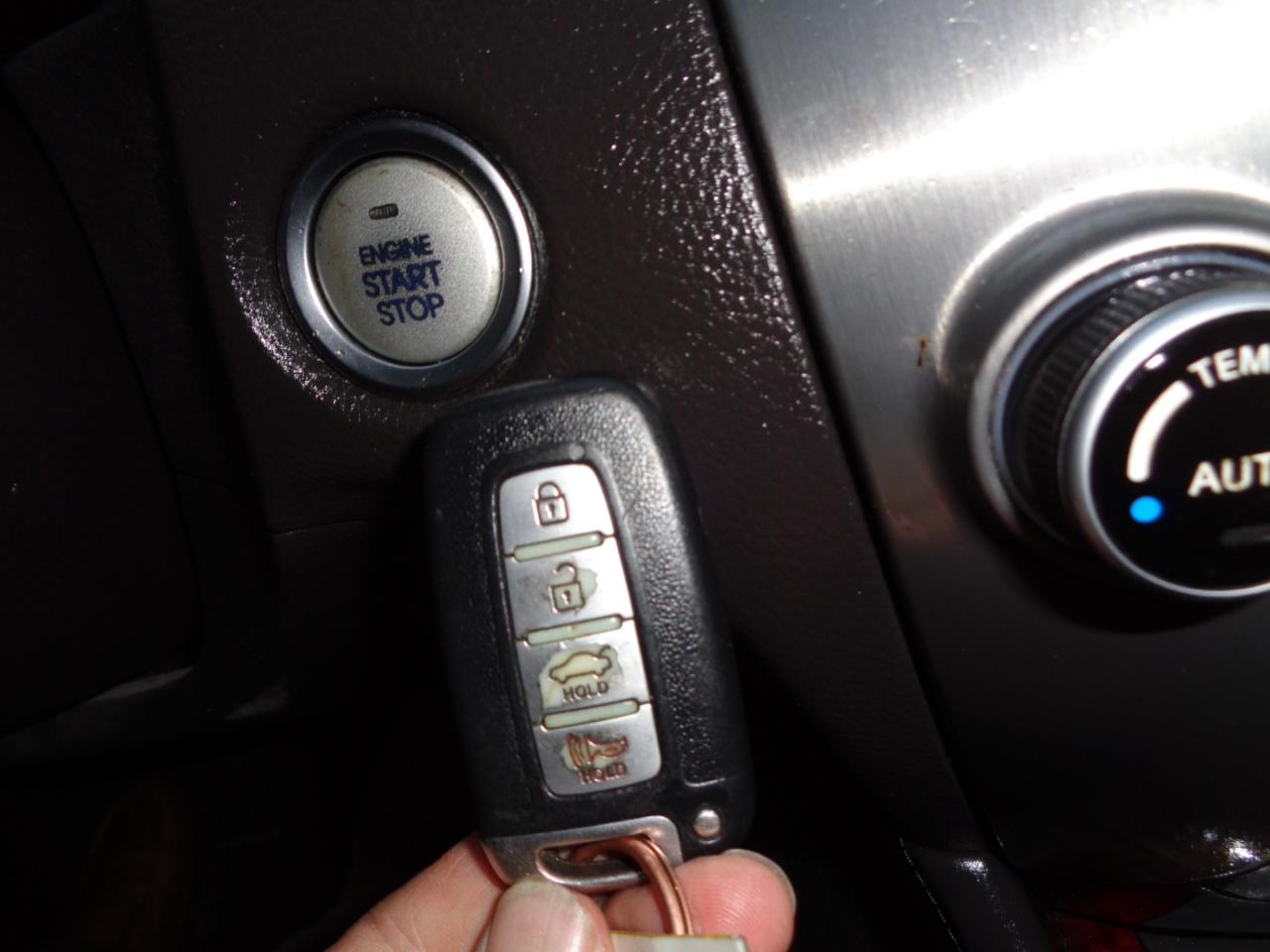 Hyundai Equus Signature 2013