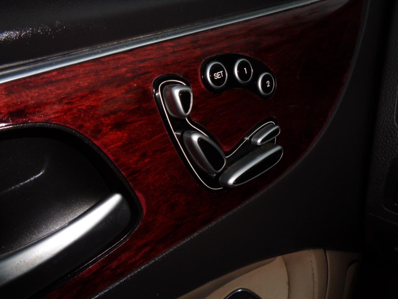 Hyundai Equus Signature 2013