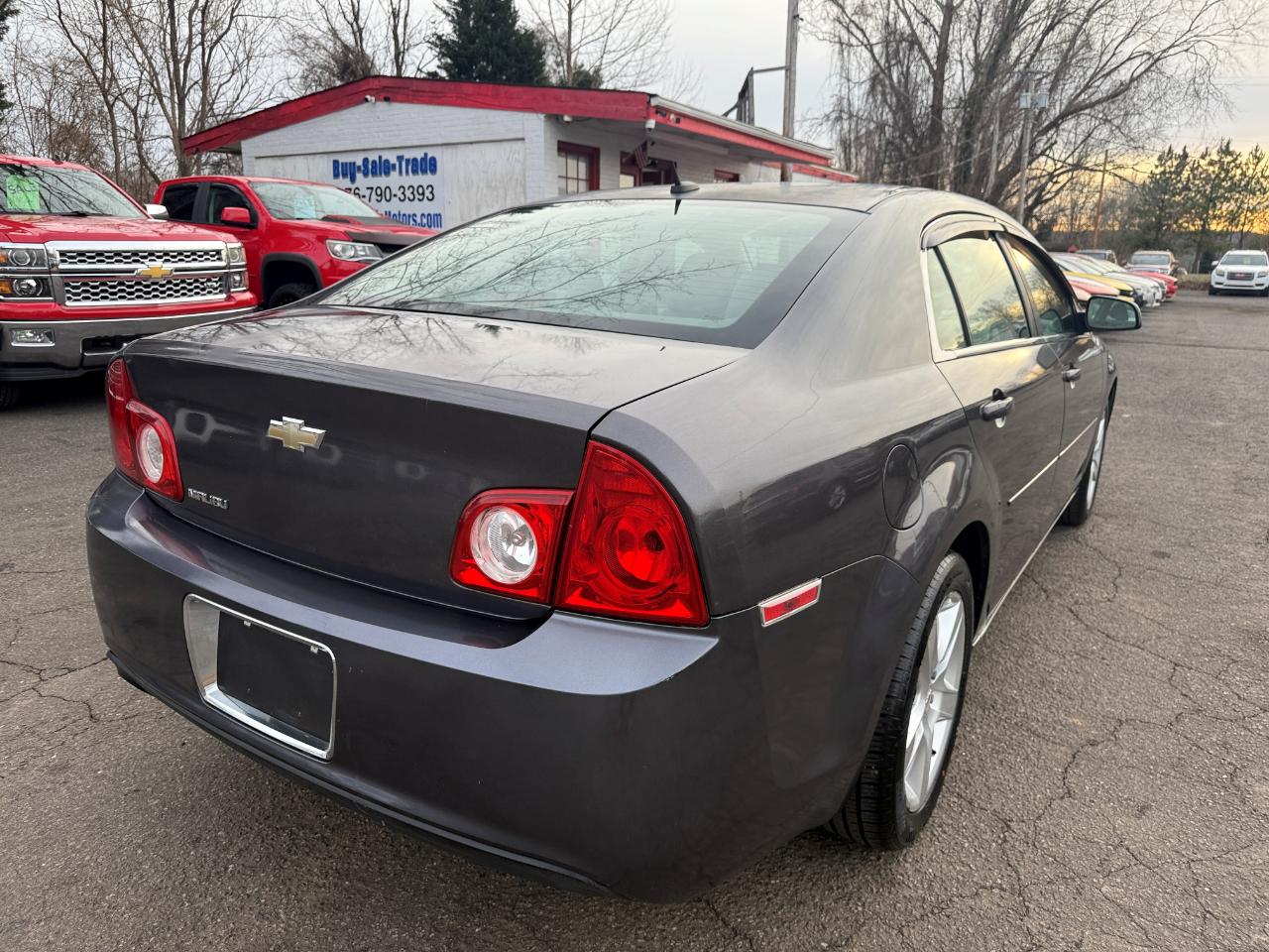 Chevrolet Malibu LS 2010