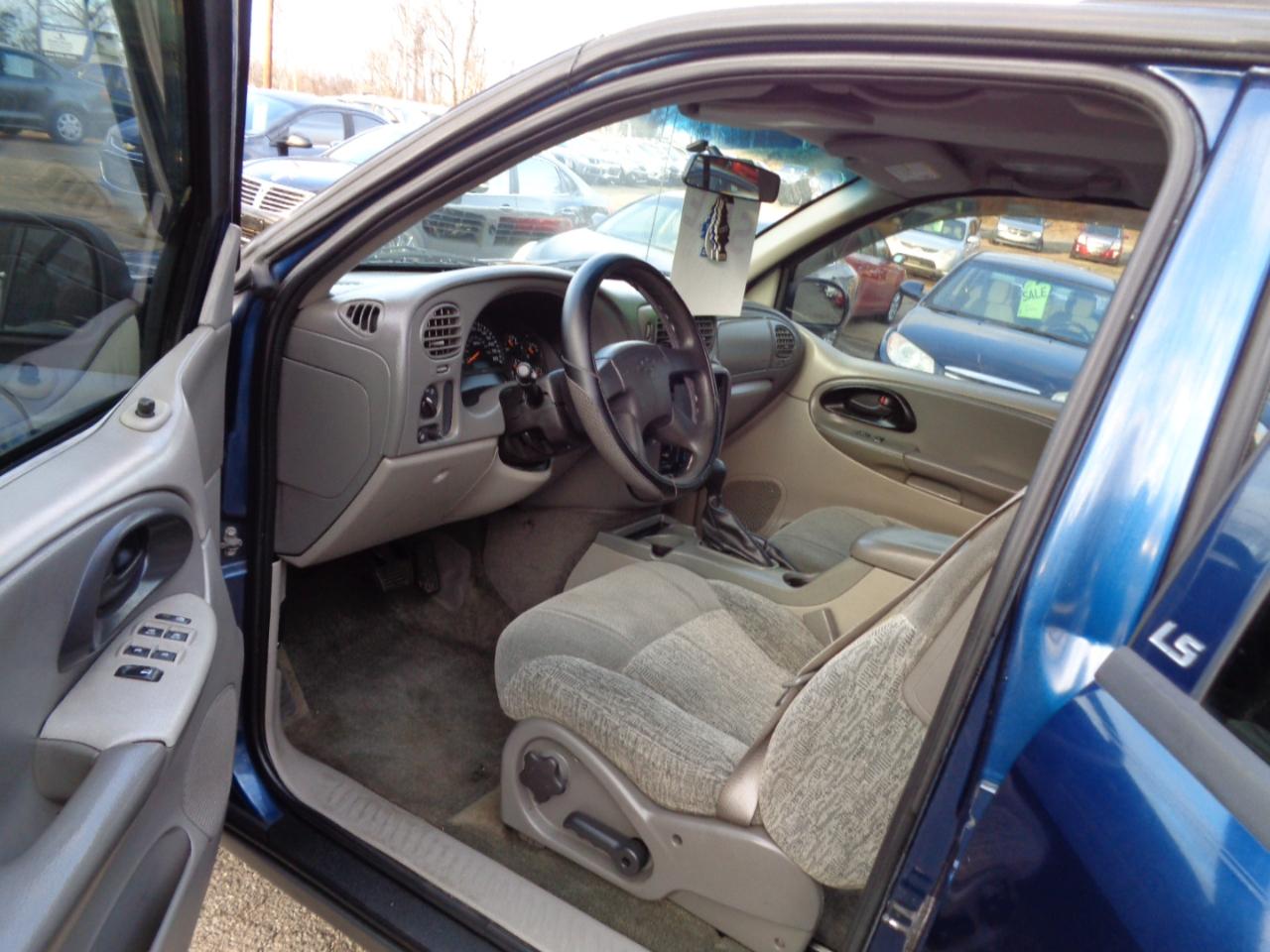 Chevrolet TrailBlazer LS 2002