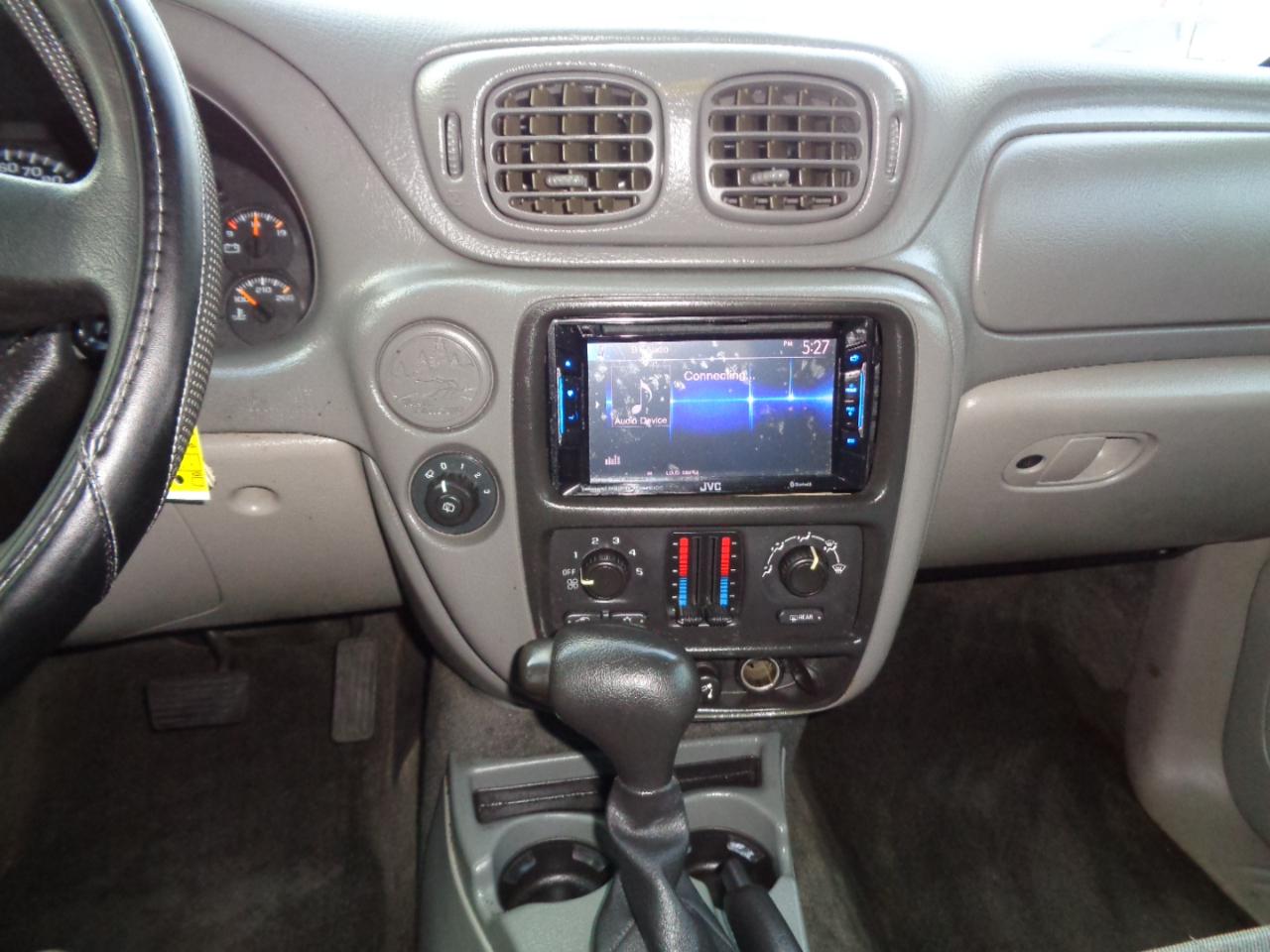 Chevrolet TrailBlazer LS 2002