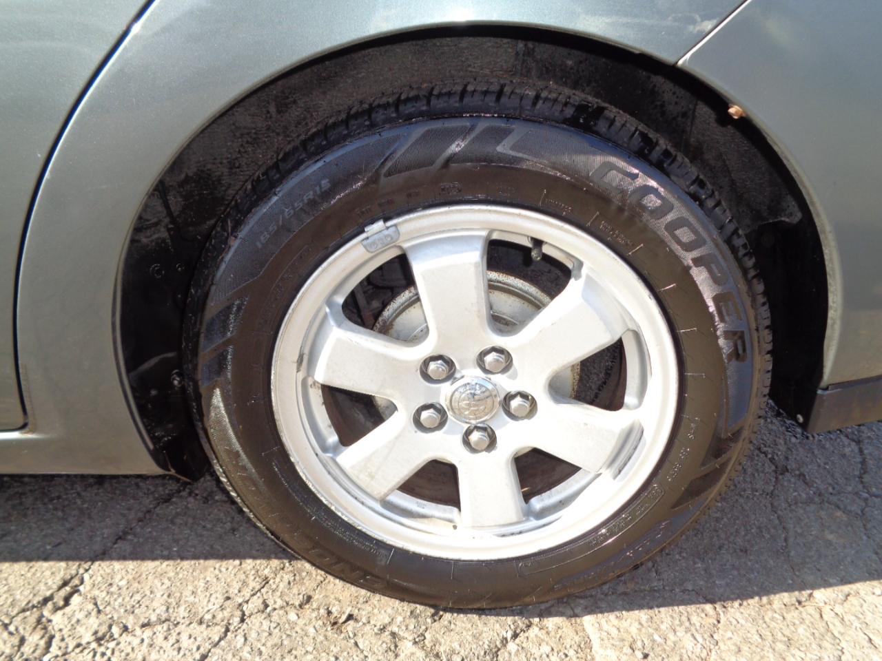 Toyota Prius 4-Door Liftback 2004