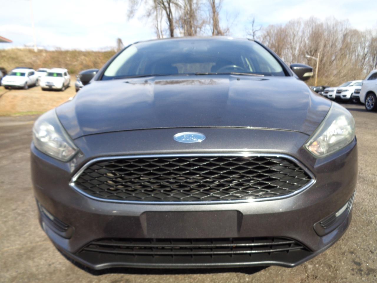 Ford Focus SE Hatch 2016
