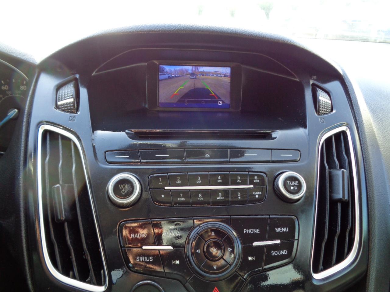 Ford Focus SE Hatch 2016