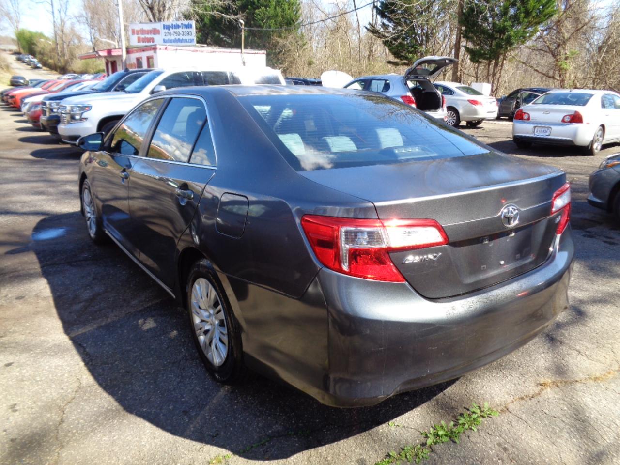 Toyota Camry L 2012