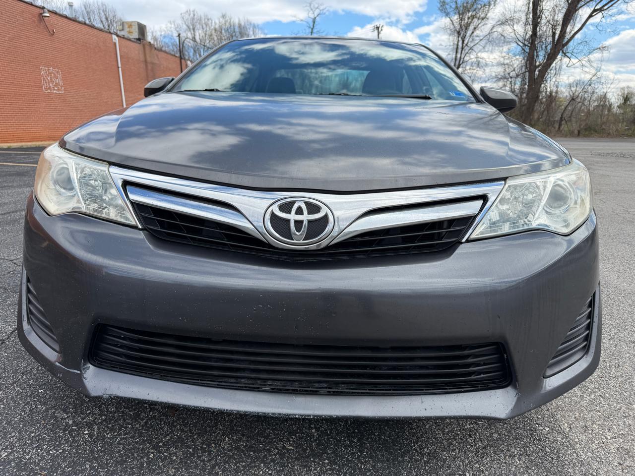 Toyota Camry L 2012