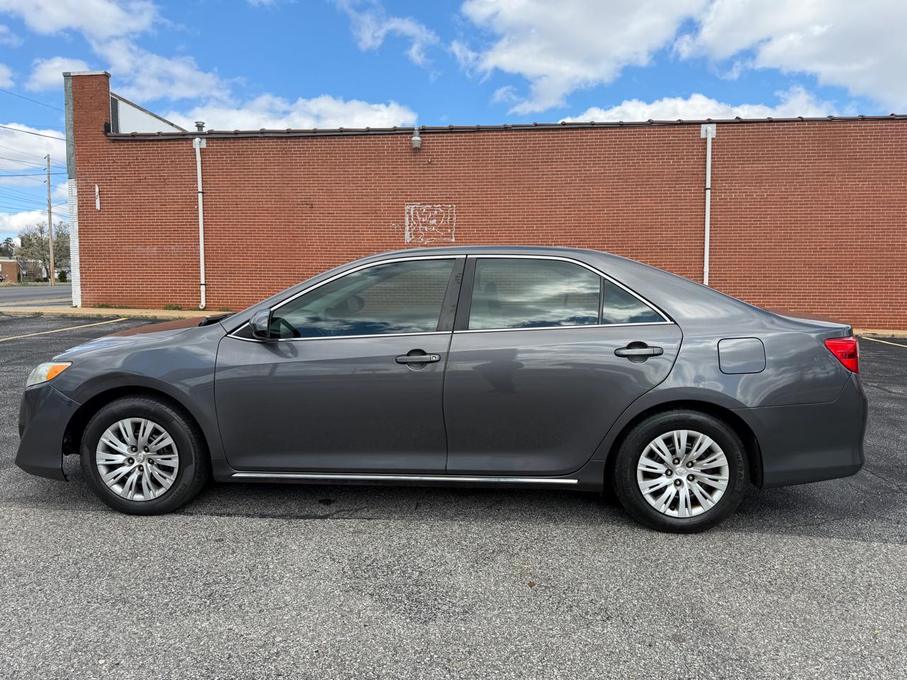 Toyota Camry L 2012
