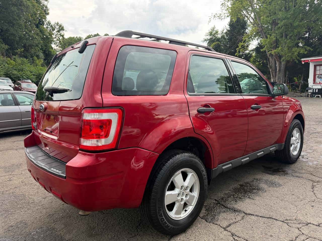 Ford Escape XLS FWD 2010