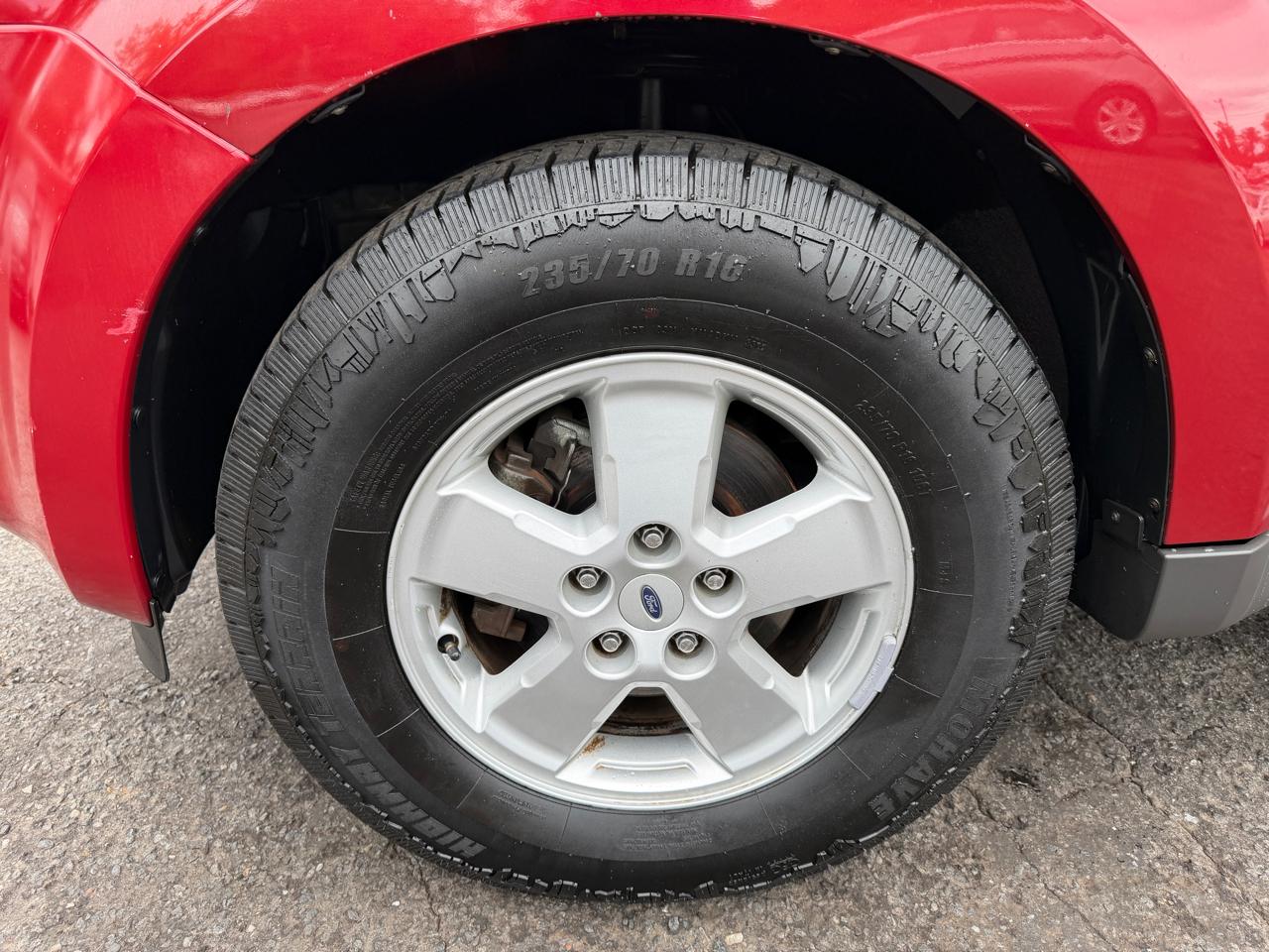 Ford Escape XLS FWD 2010