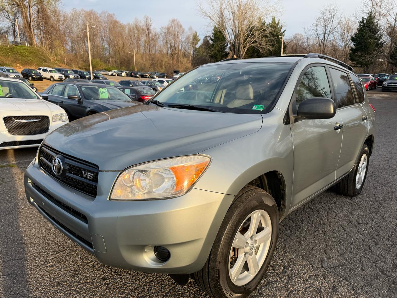 Toyota RAV4 Base V6 4WD 2008