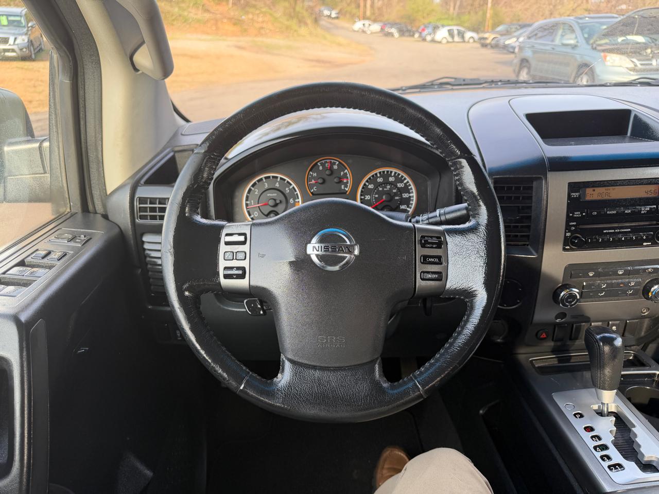 Nissan Titan S Crew Cab 2WD 2012