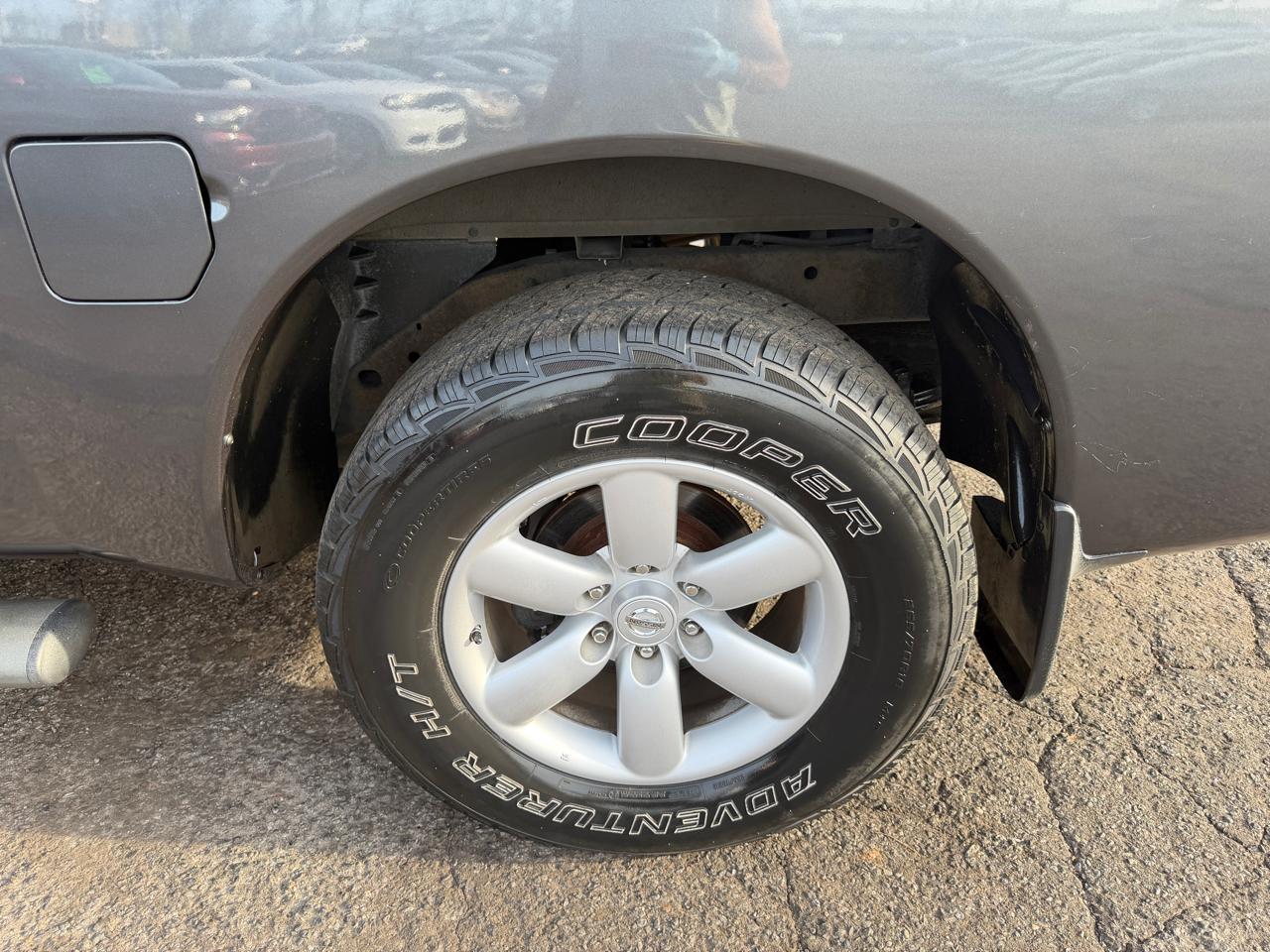 Nissan Titan S Crew Cab 2WD 2012