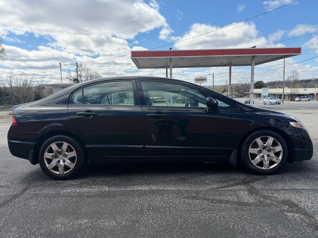 Honda Civic LX sedan 2010