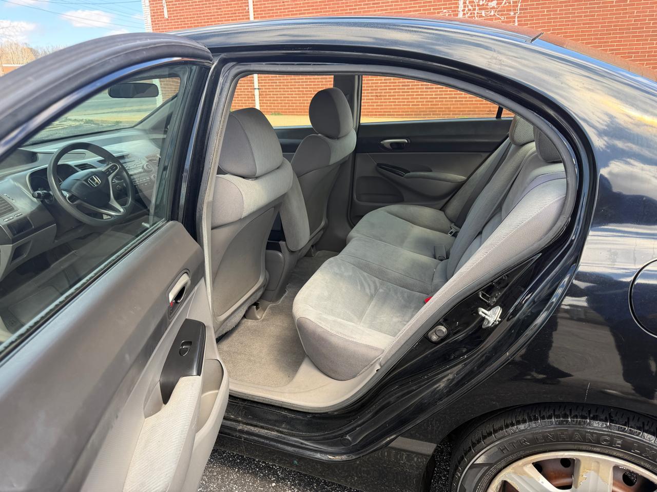 Honda Civic LX sedan 2010