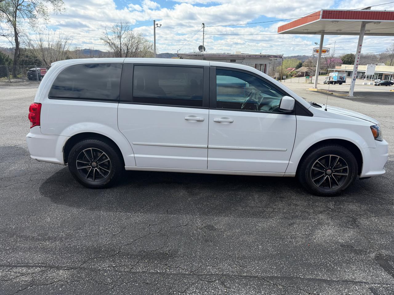 Dodge Grand Caravan SE 2017