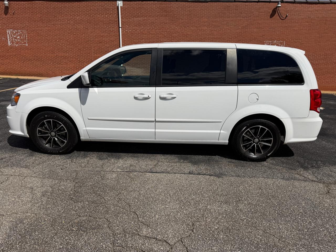 Dodge Grand Caravan SE 2017