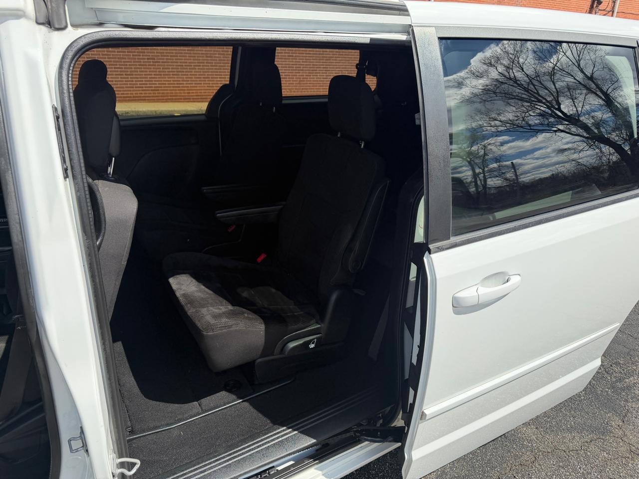 Dodge Grand Caravan SE 2017