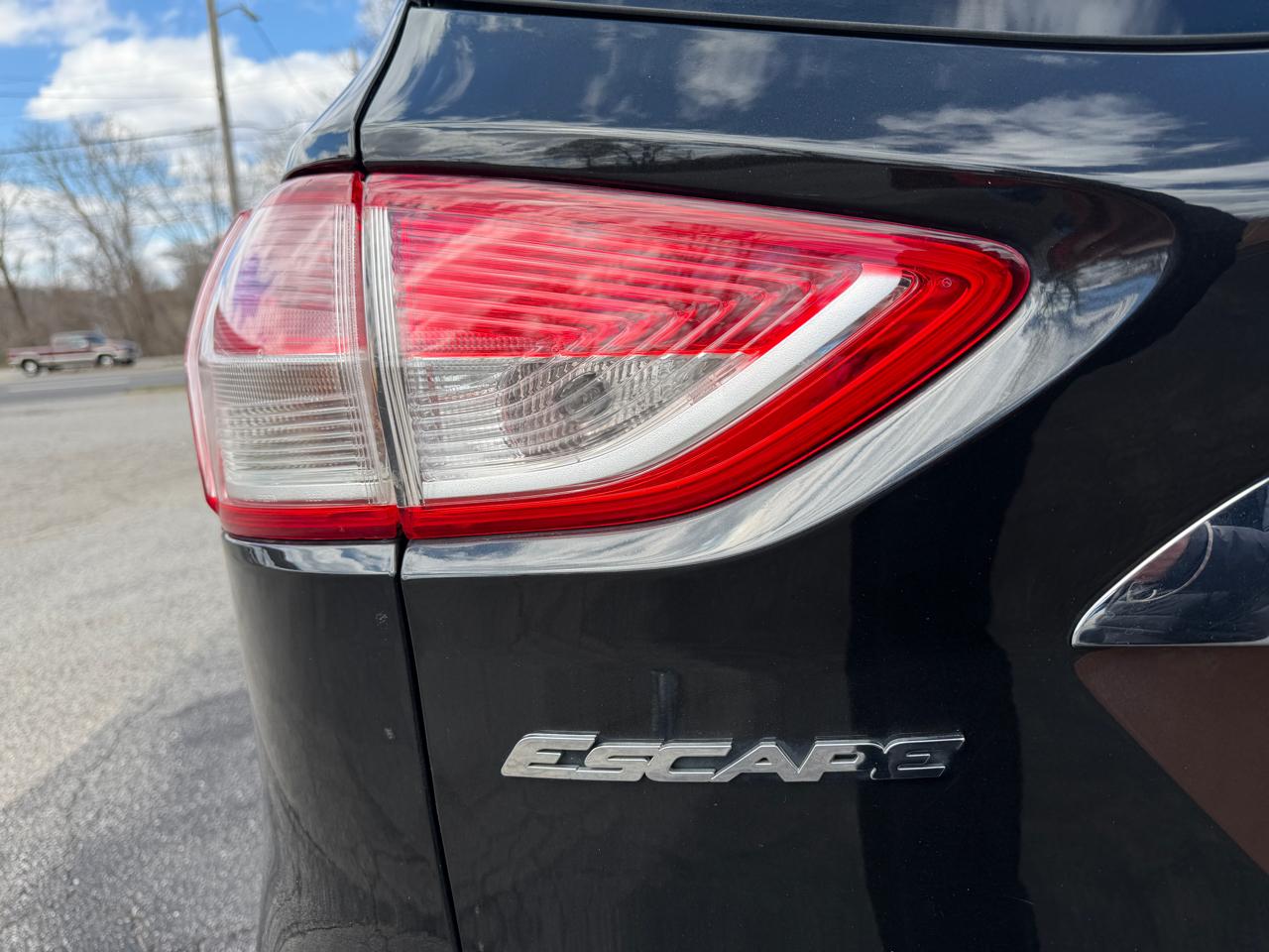 Ford Escape Titanium FWD 2015