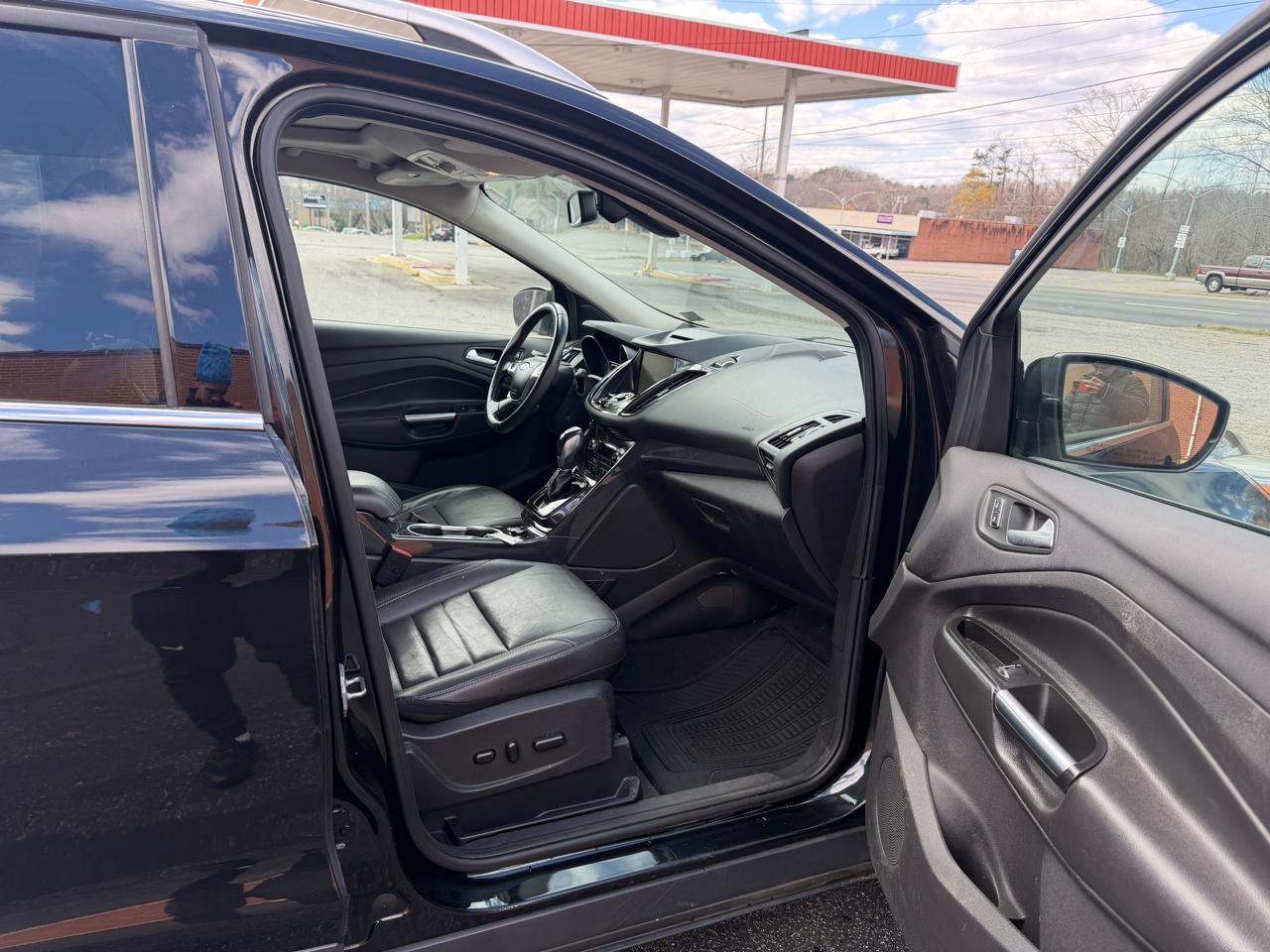 Ford Escape Titanium FWD 2015