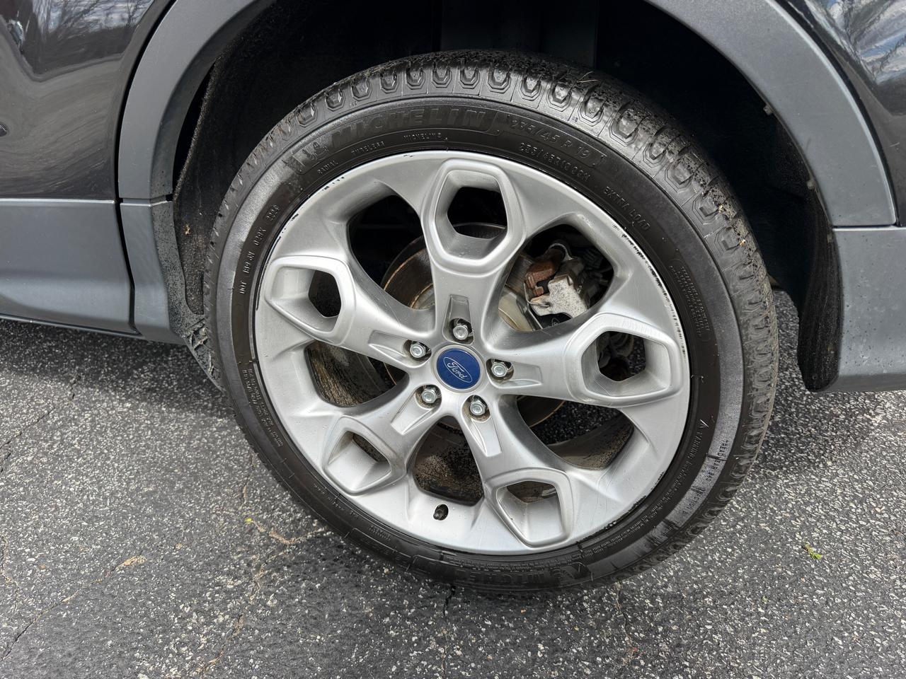 Ford Escape Titanium FWD 2015