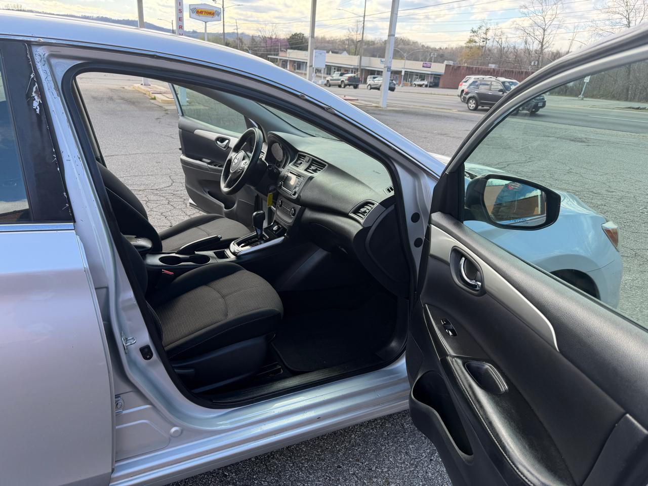 Nissan Sentra S Sedan 2018