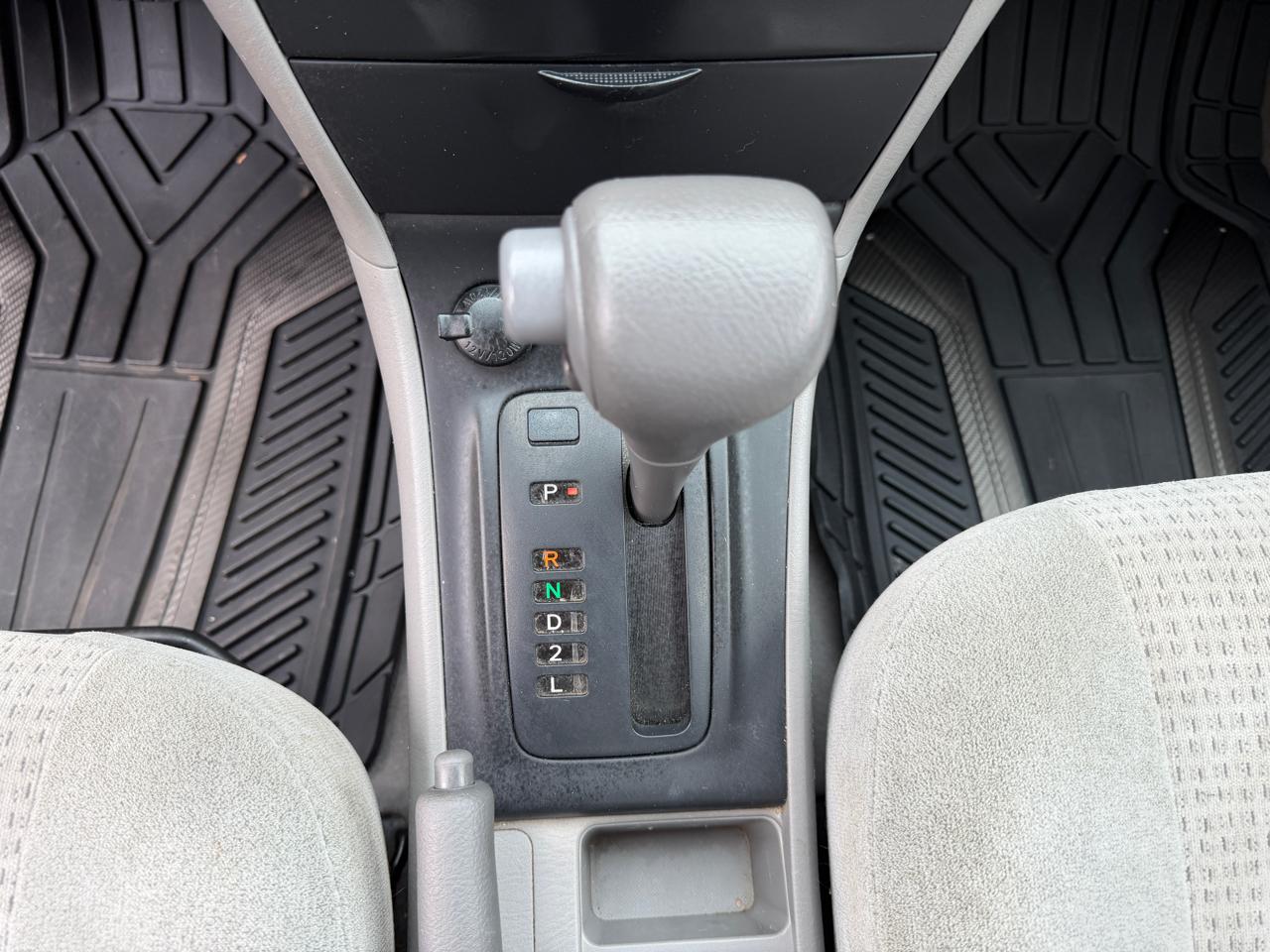 Toyota Corolla CE 2006