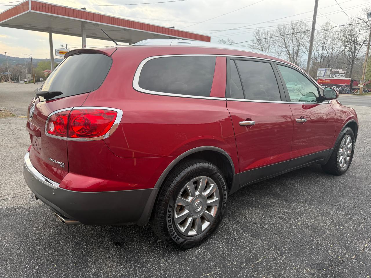 Buick Enclave Premium AWD 2012