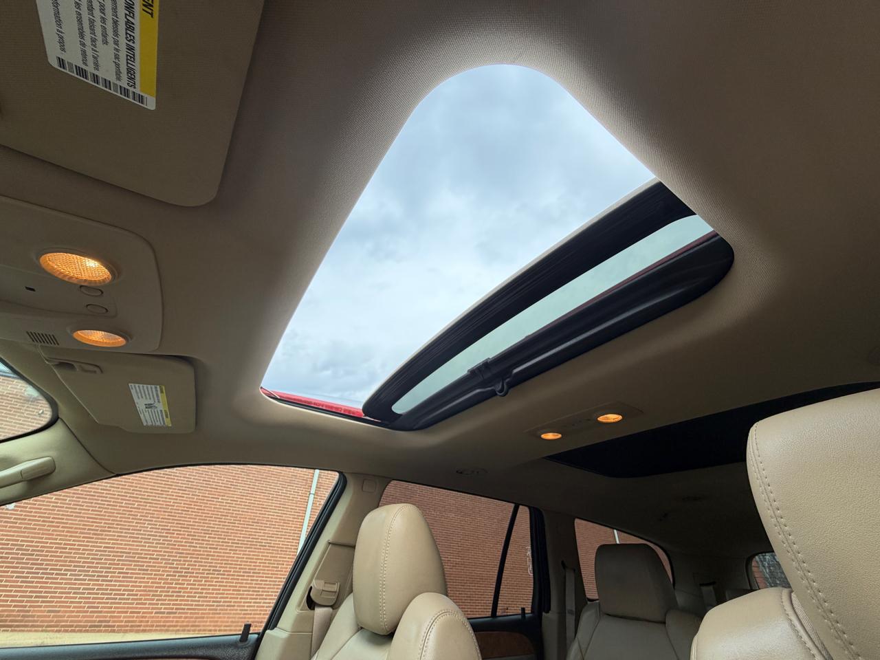 Buick Enclave Premium AWD 2012