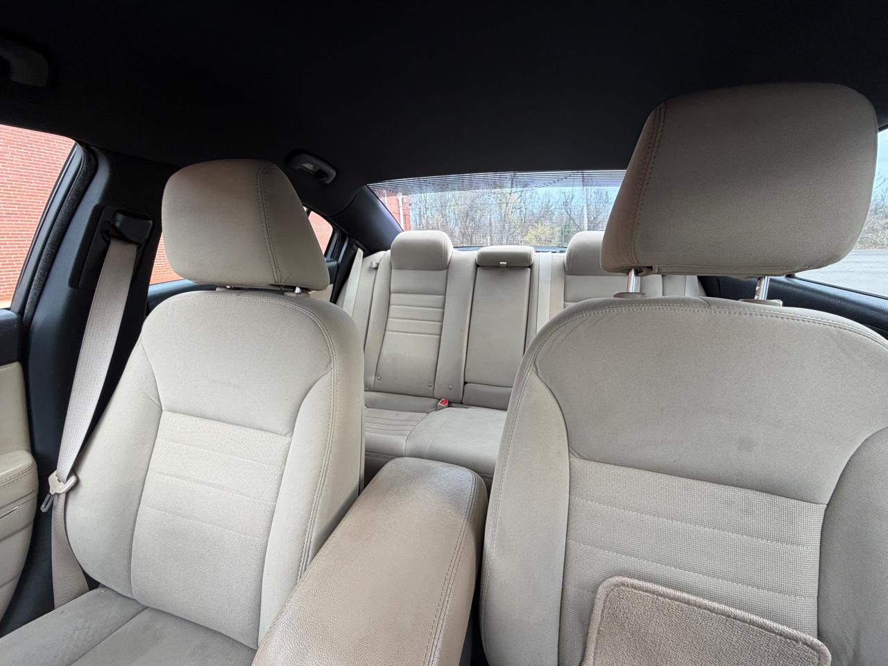 Dodge Charger SE 2014