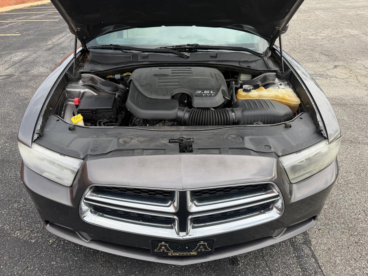 Dodge Charger SE 2014