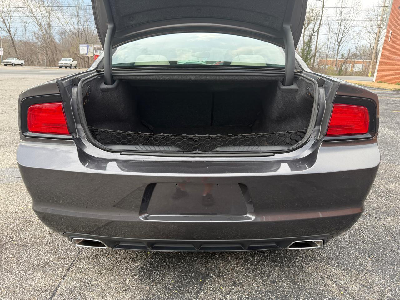 Dodge Charger SE 2014