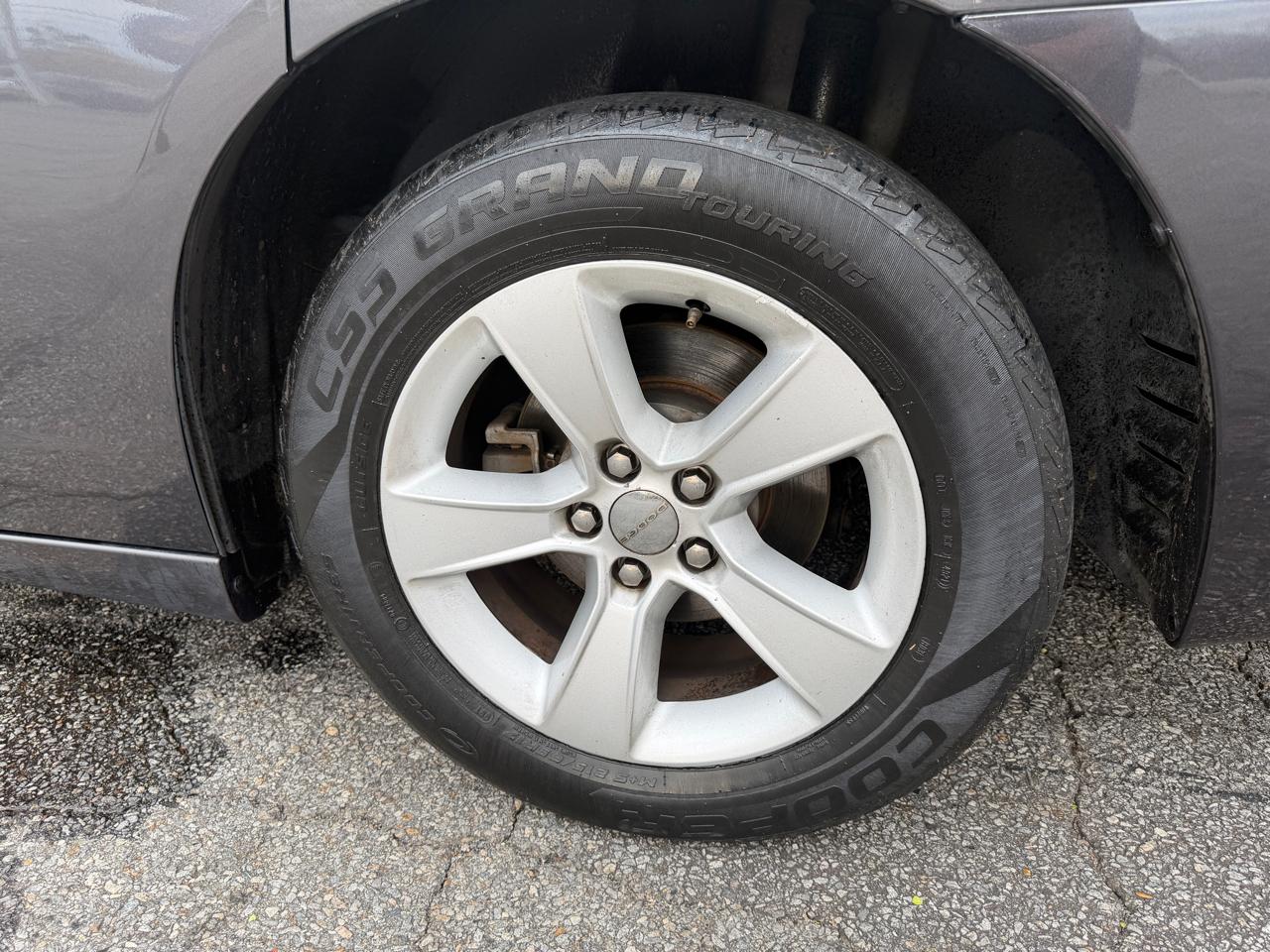 Dodge Charger SE 2014