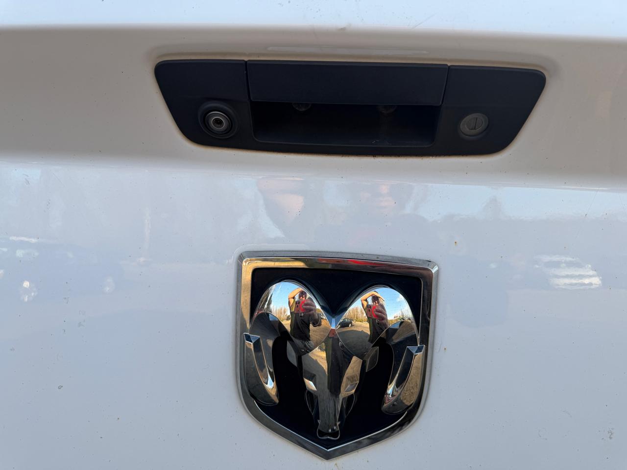 RAM 1500 SLT Crew Cab SWB 4WD 2014