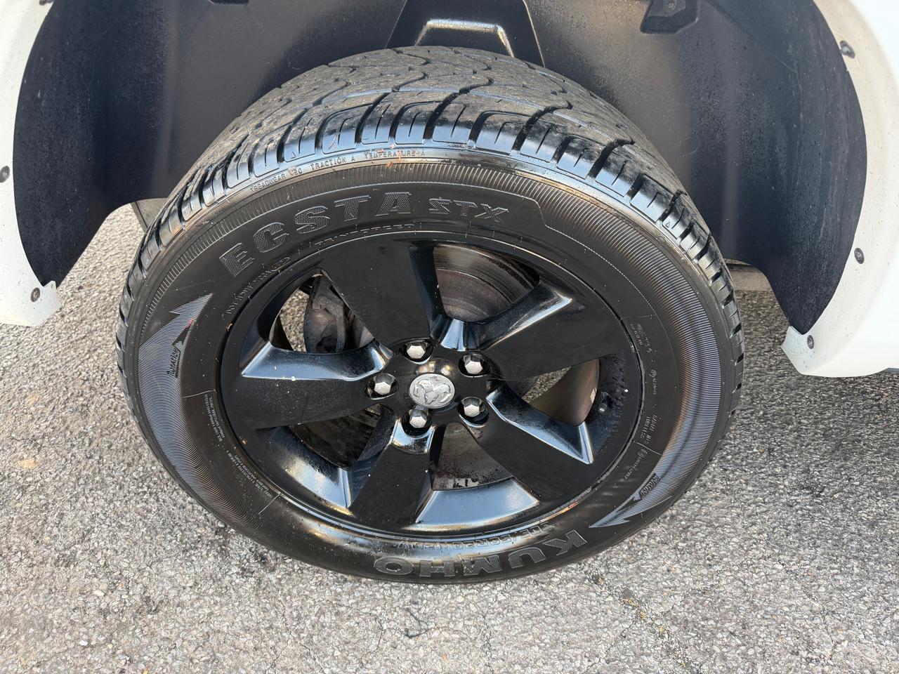 RAM 1500 SLT Crew Cab SWB 4WD 2014