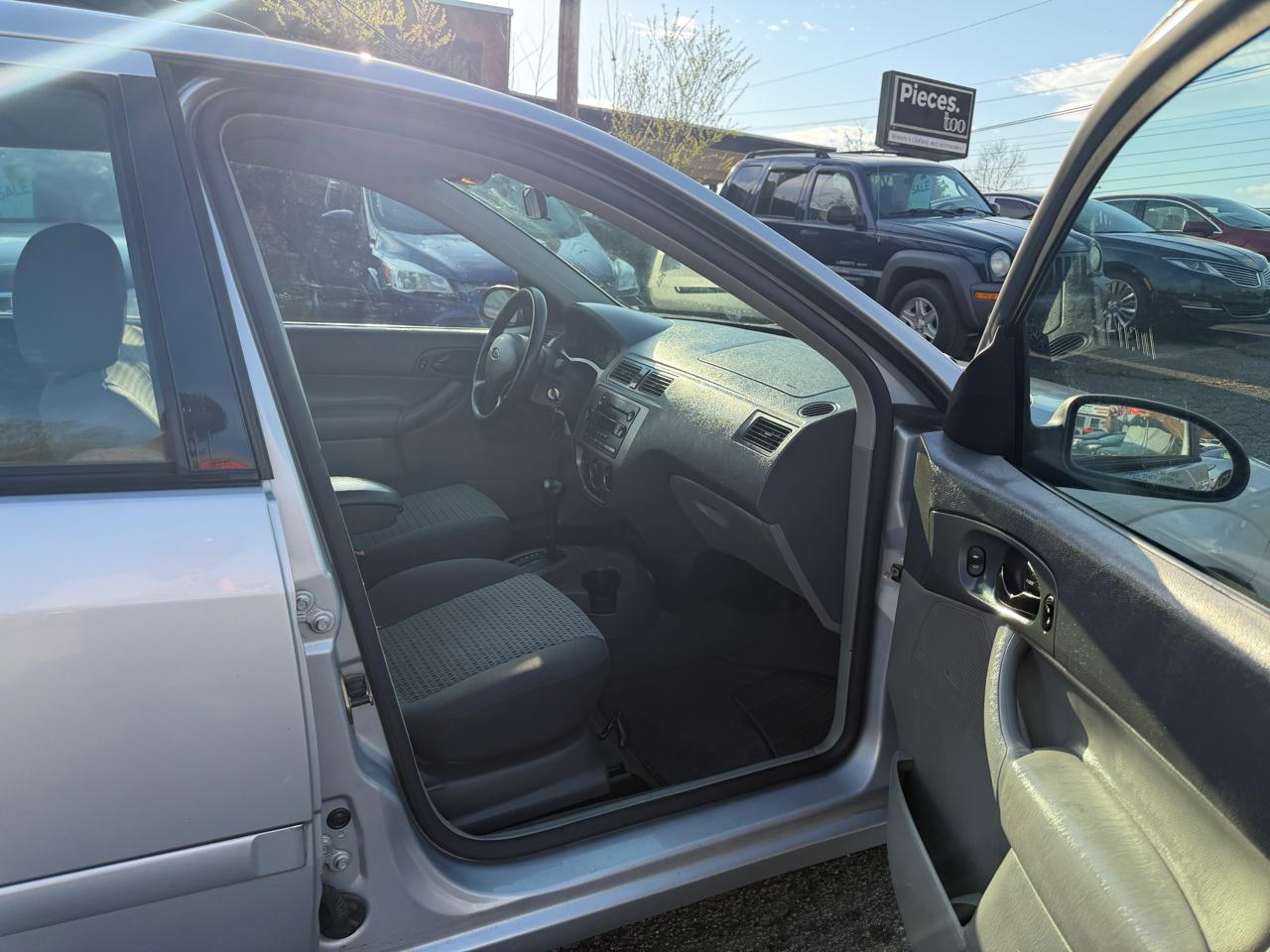 Ford Focus Wagon SE 2005