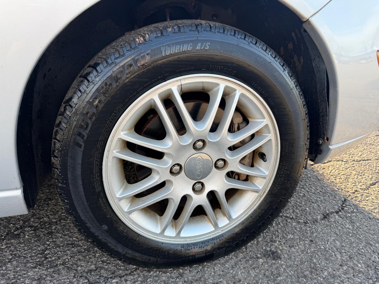 Ford Focus Wagon SE 2005