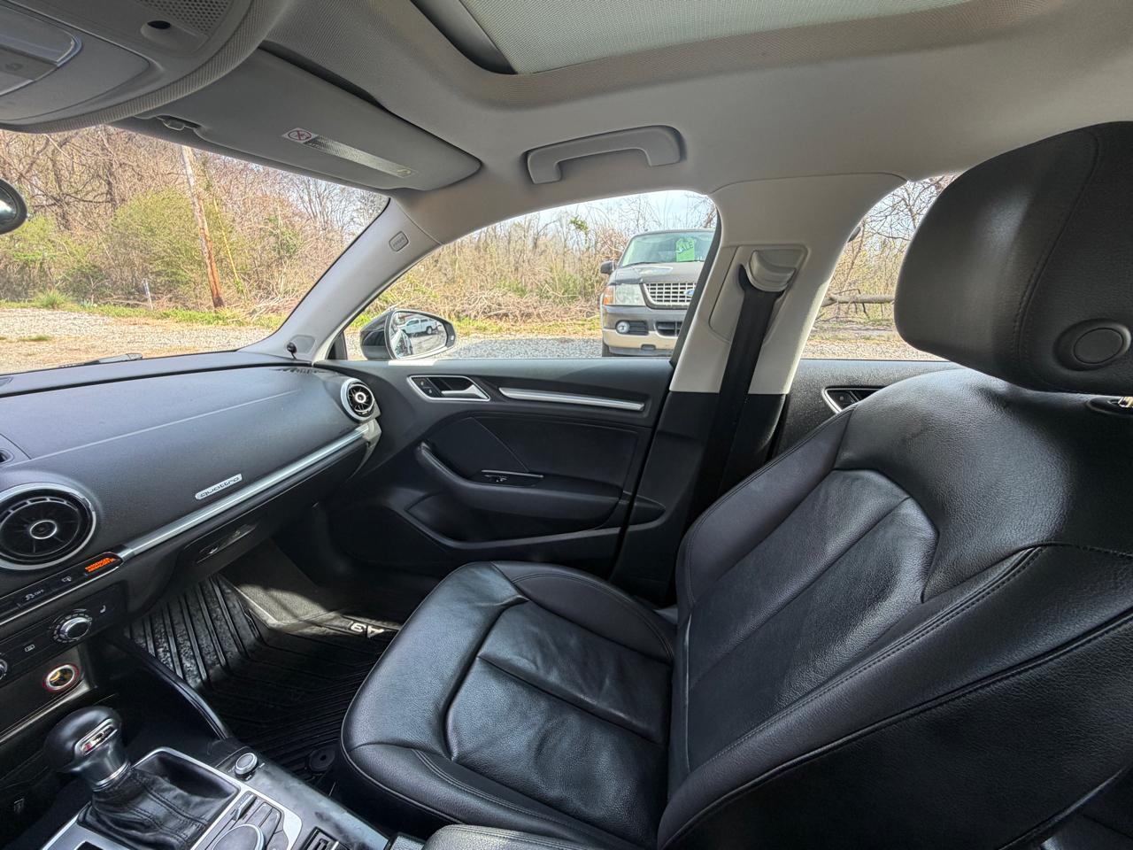 Audi S3 2.0T Premium Plus quattro 2015