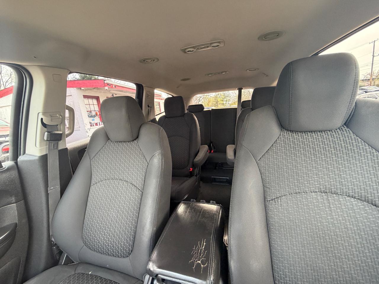 Chevrolet Traverse LT FWD 2012